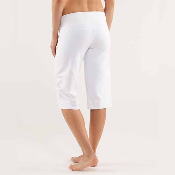 NEW Lululemon Clam Digger II in White. Size 2. NWOT. - Picture 3 of 7